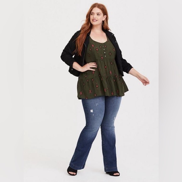 TORRID Challis Tiered Tunic Tank in Ikat Buttons Scoop Neck Tribal Bohemian 3 - Picture 16 of 16